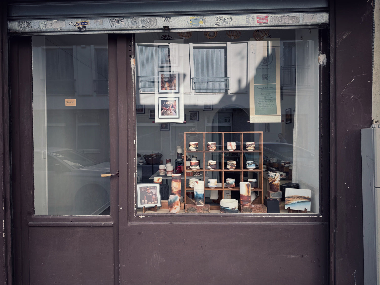 Between Chouquettes and Strangers’ Stories