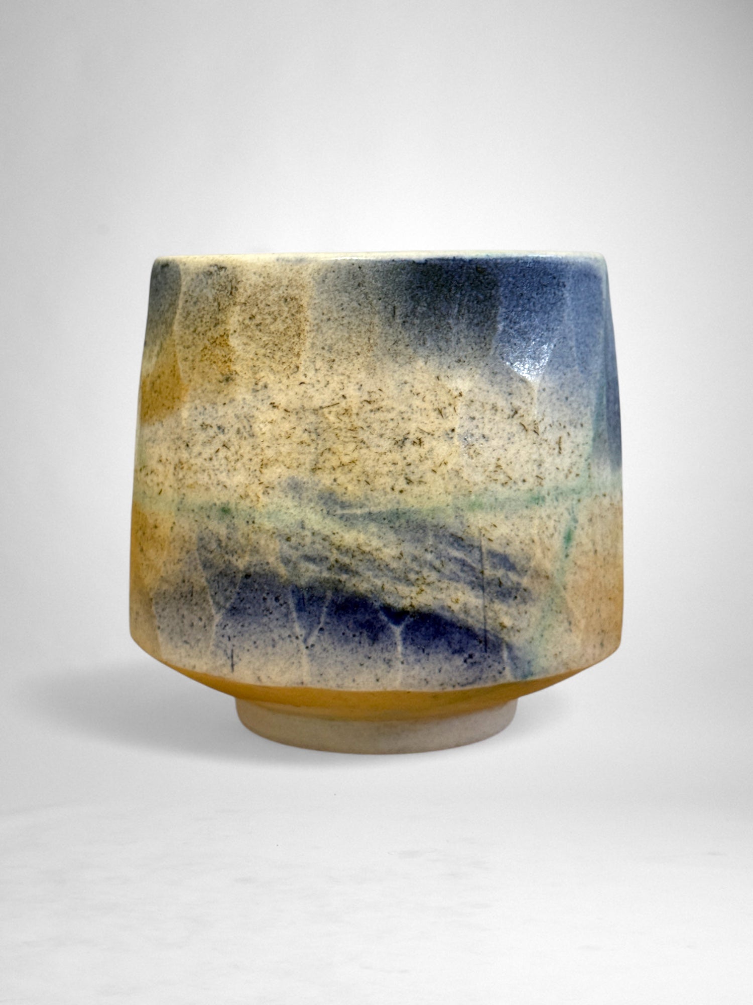 Saggar-Fired Porcelain Cup – Twilight Wave (3)