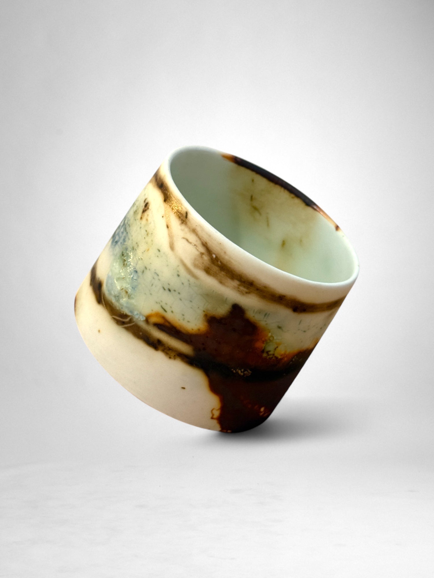 Saggar-Fired Porcelain Cup – One-of-a-Kind Series (7)