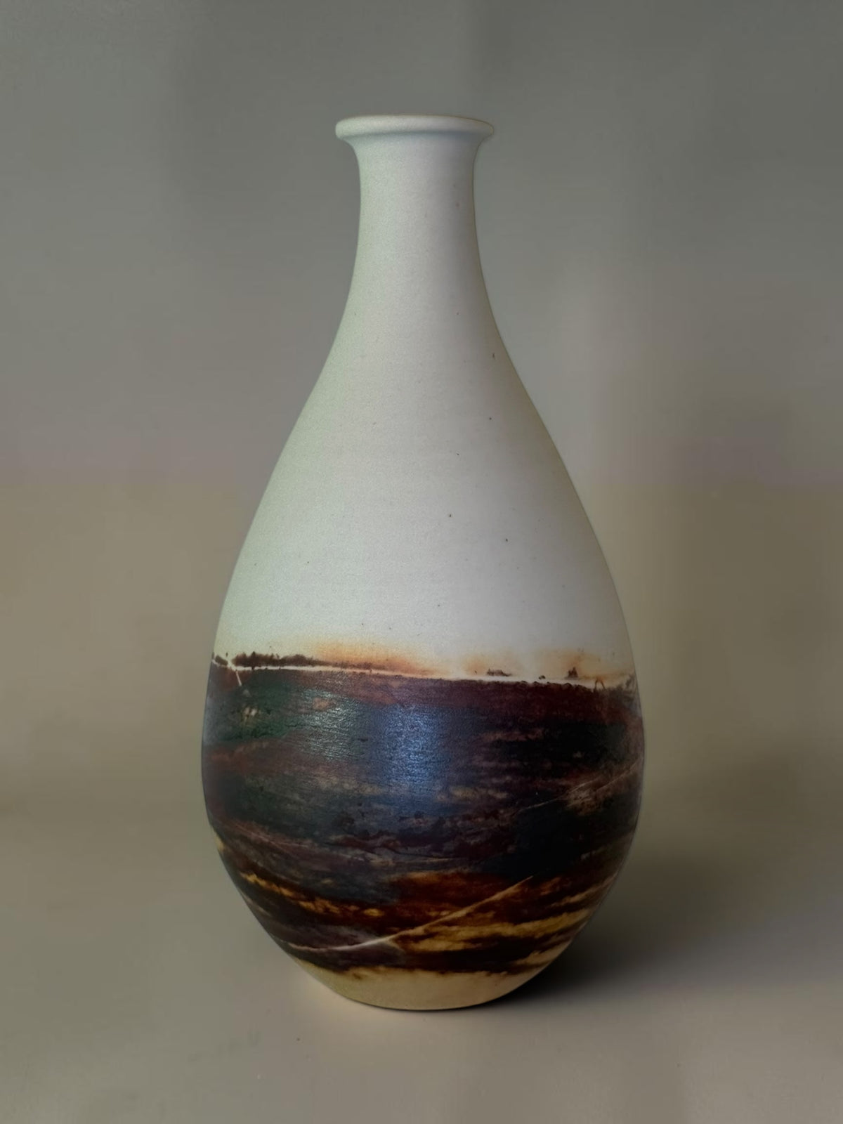 Shuhari Collection vase, Obsidian Tide
