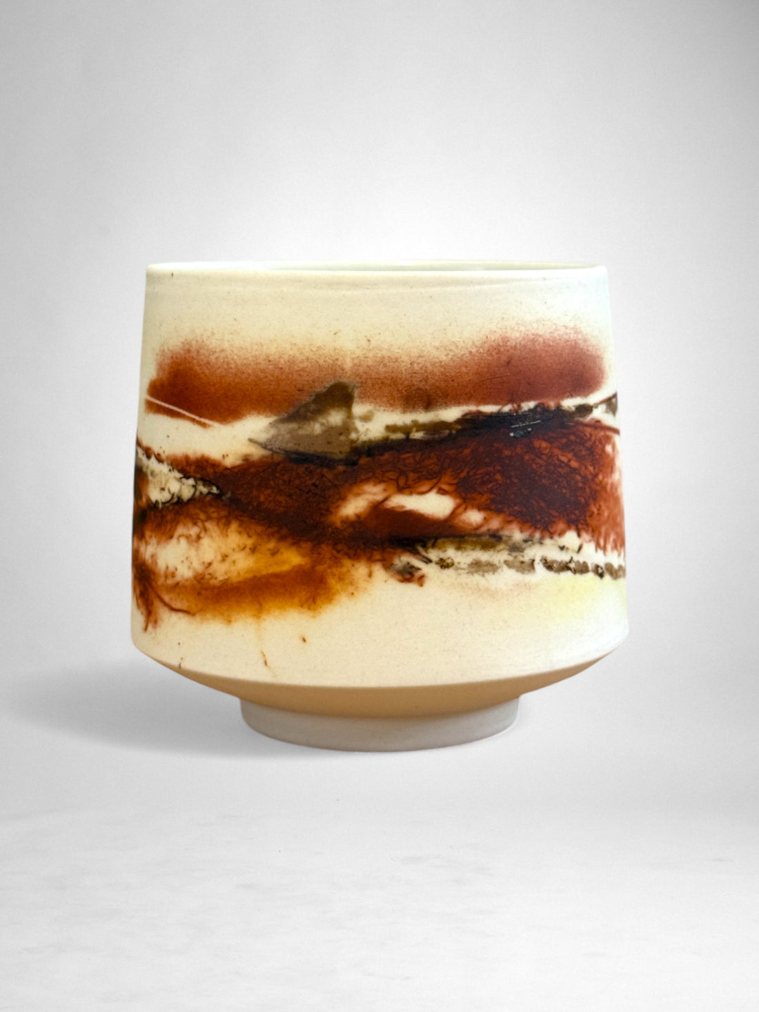 Saggar-Fired Porcelain Cup – Earthen Plum (2)