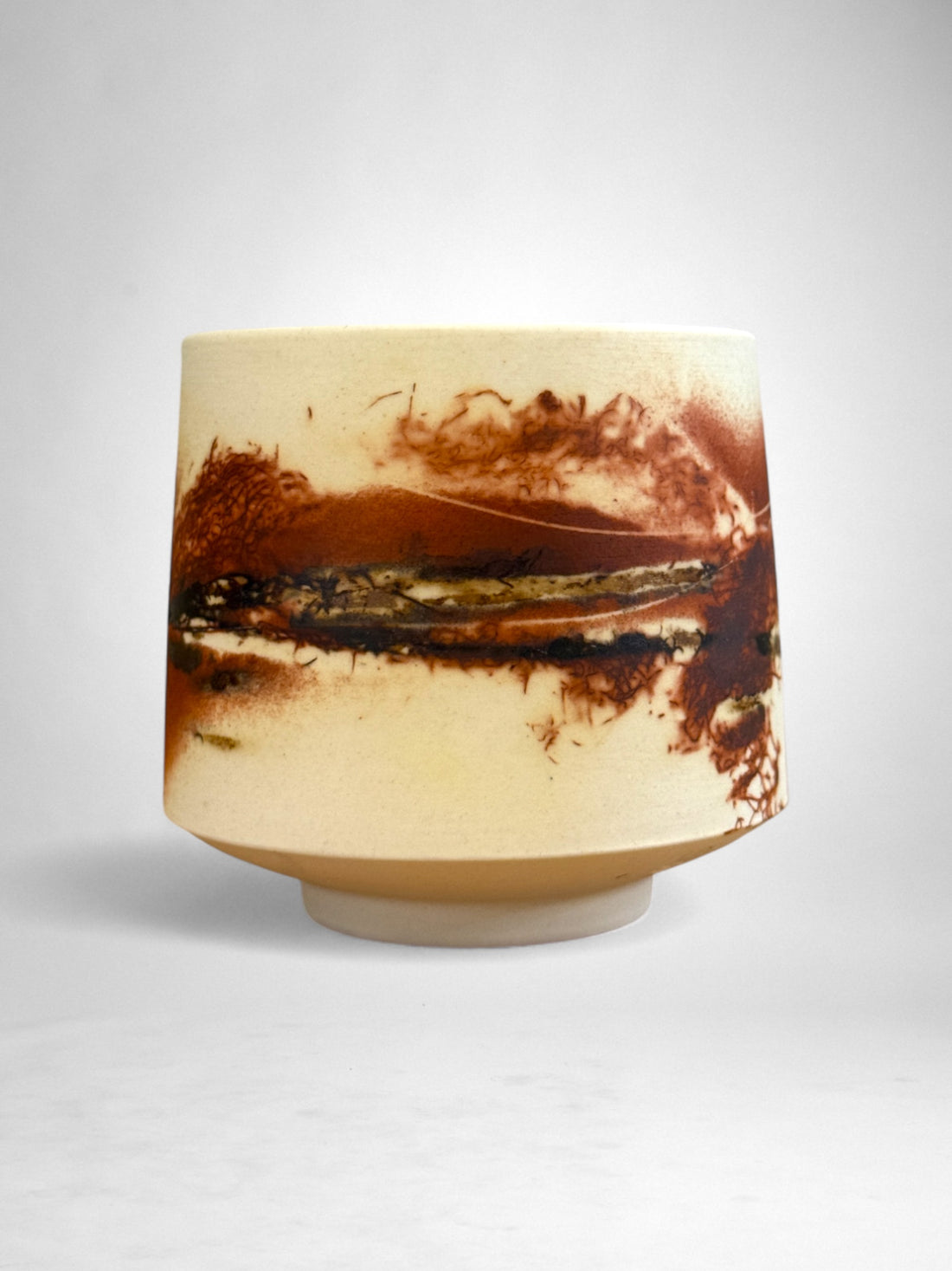 Saggar-Fired Porcelain Cup – Earthen Plum (3)
