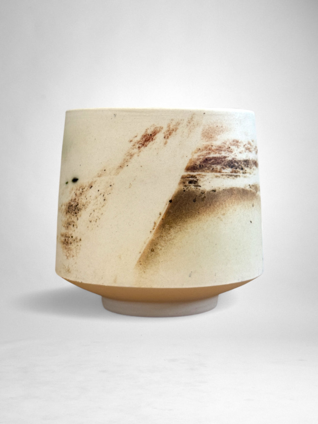 Saggar-Fired Porcelain Cup – Winter Veil (1)