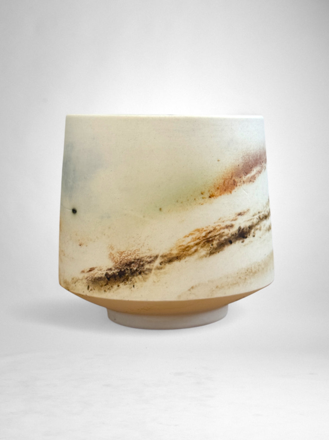 Saggar-Fired Porcelain Cup – Winter Veil (4)