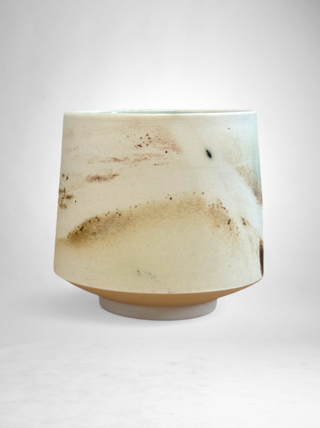 Saggar-Fired Porcelain Cup – Winter Veil (4)