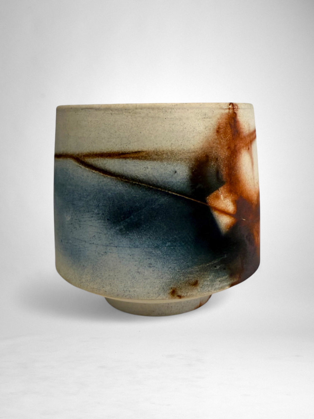 Saggar-Fired Porcelain Cup – Fallen Sky (3)