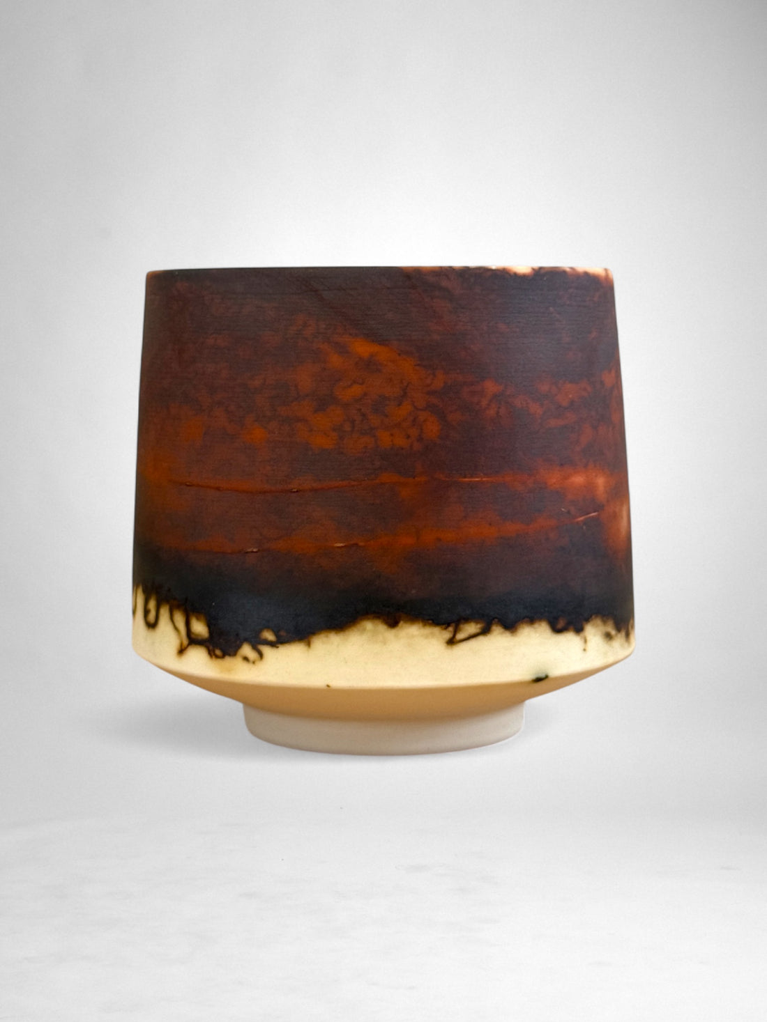 Saggar-Fired Porcelain Cup – Molten Horizon (2)