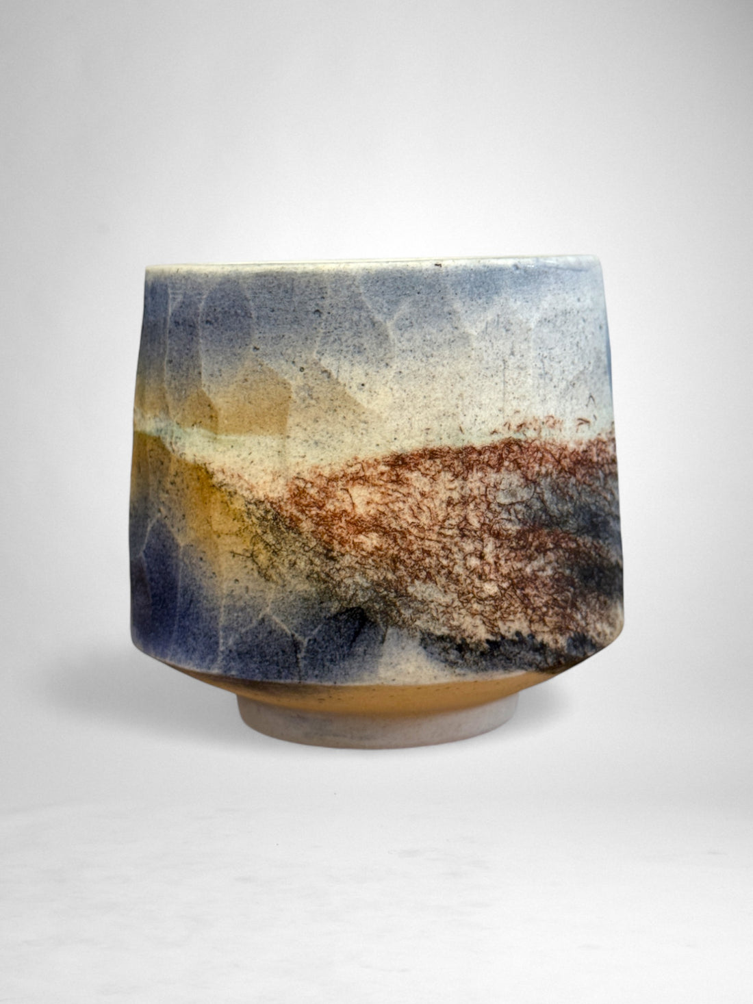Saggar-Fired Porcelain Cup – Twilight Wave (4)