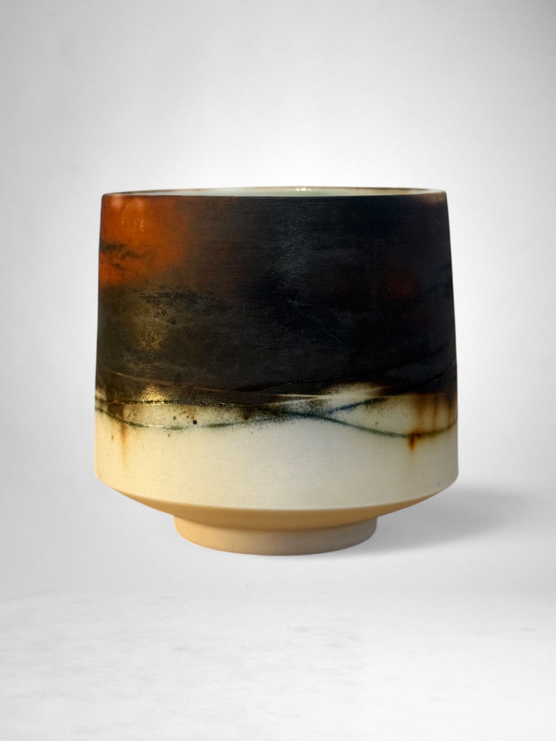 Saggar-Fired Porcelain Cup – Desert Dusk (1)