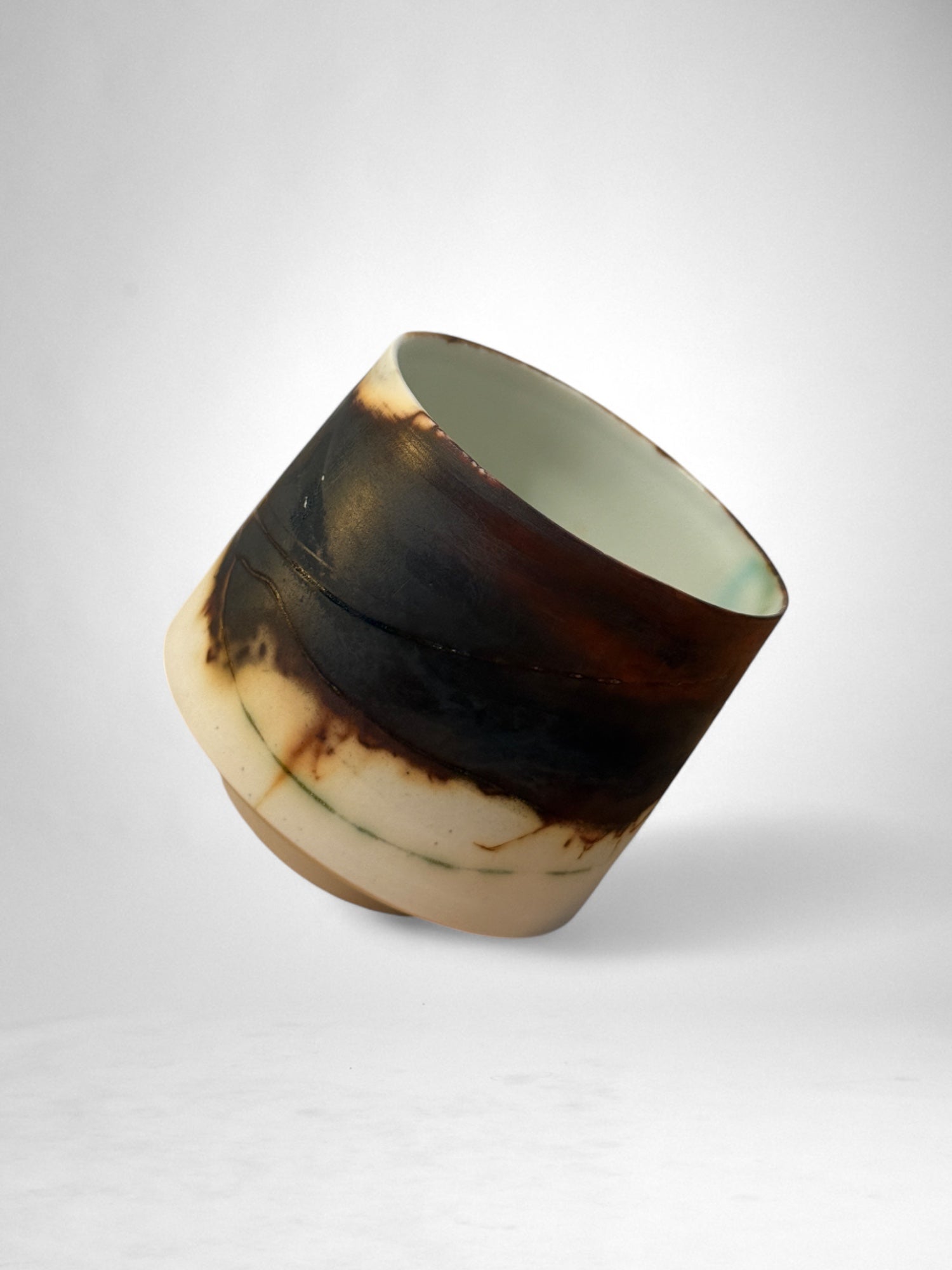 Saggar-Fired Porcelain Cup – Desert Dusk (2)