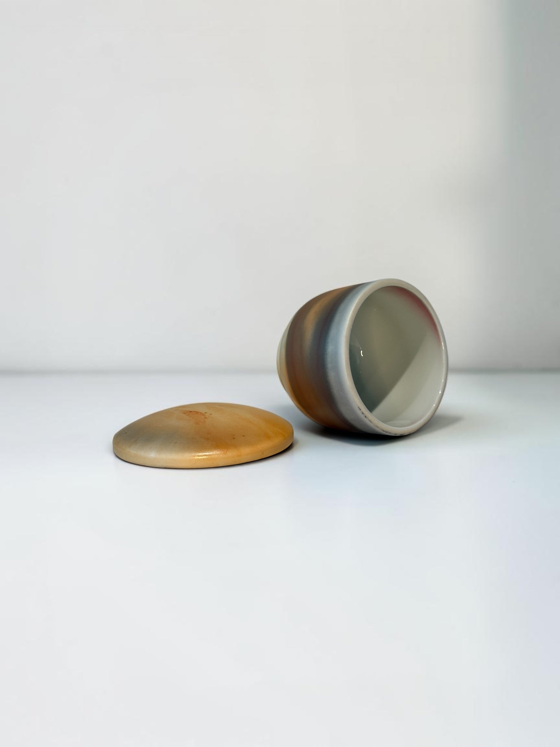 Arita Series – Chawan Mushi Cup with Lid 1