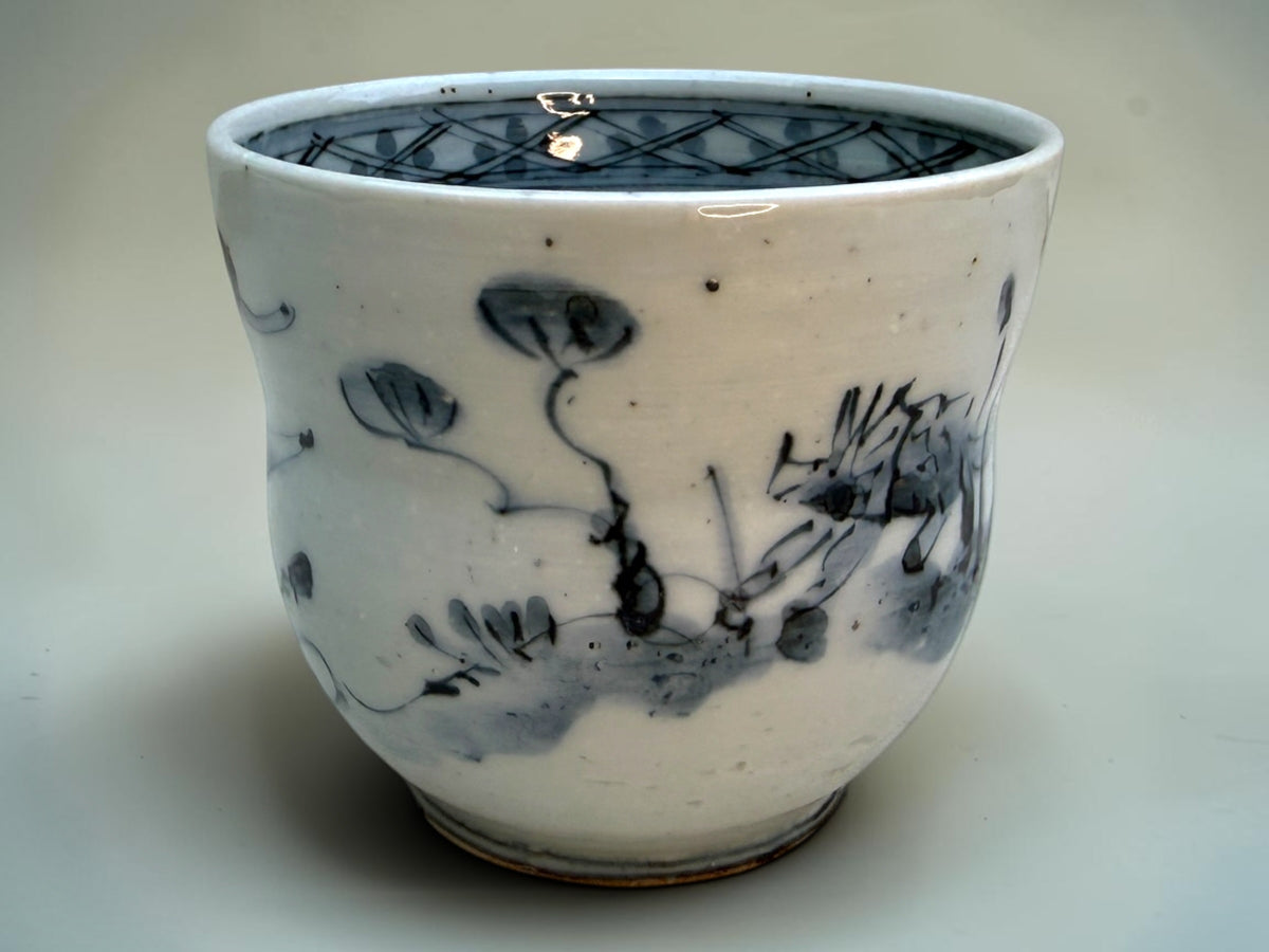 Wani Studio bristly creature barrel cup