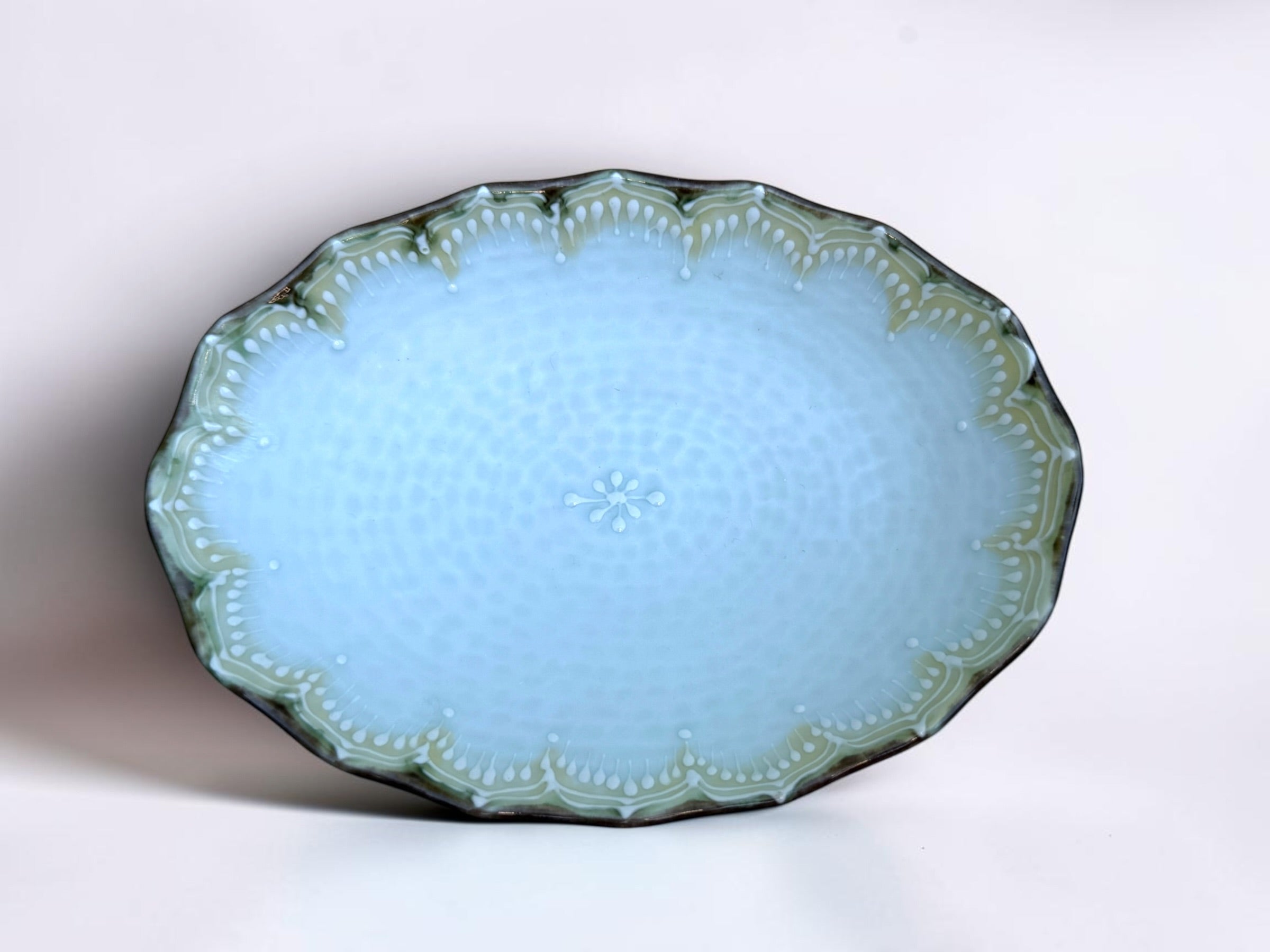 Cacao Pottery oval lace-drip platter