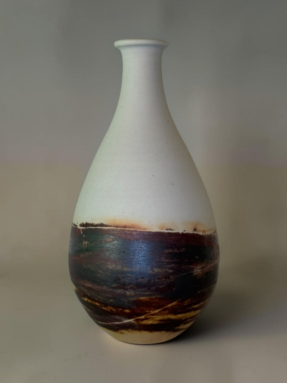 Shuhari Collection vase, Obsidian Tide