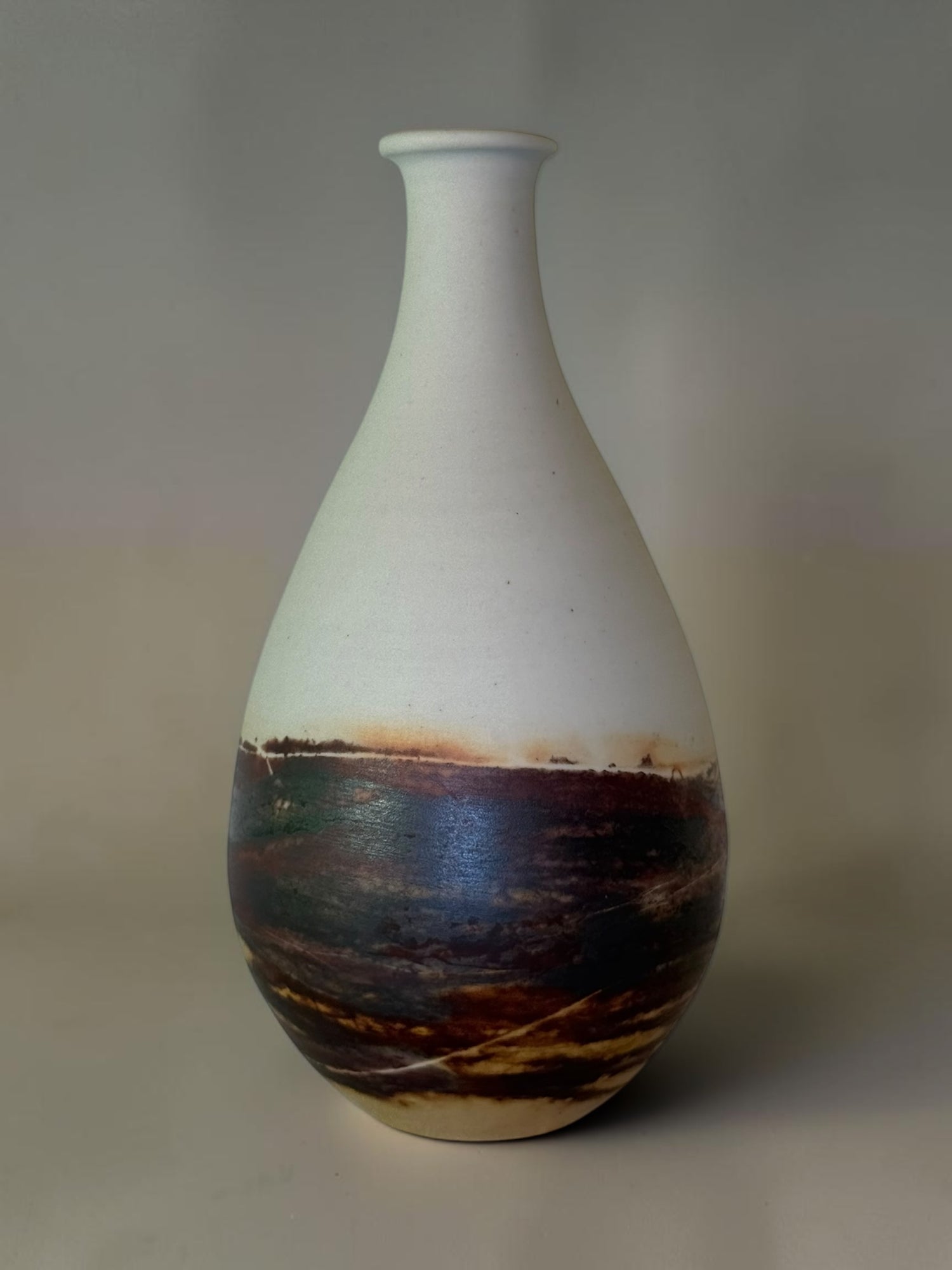 Shuhari Collection vase, Obsidian Tide