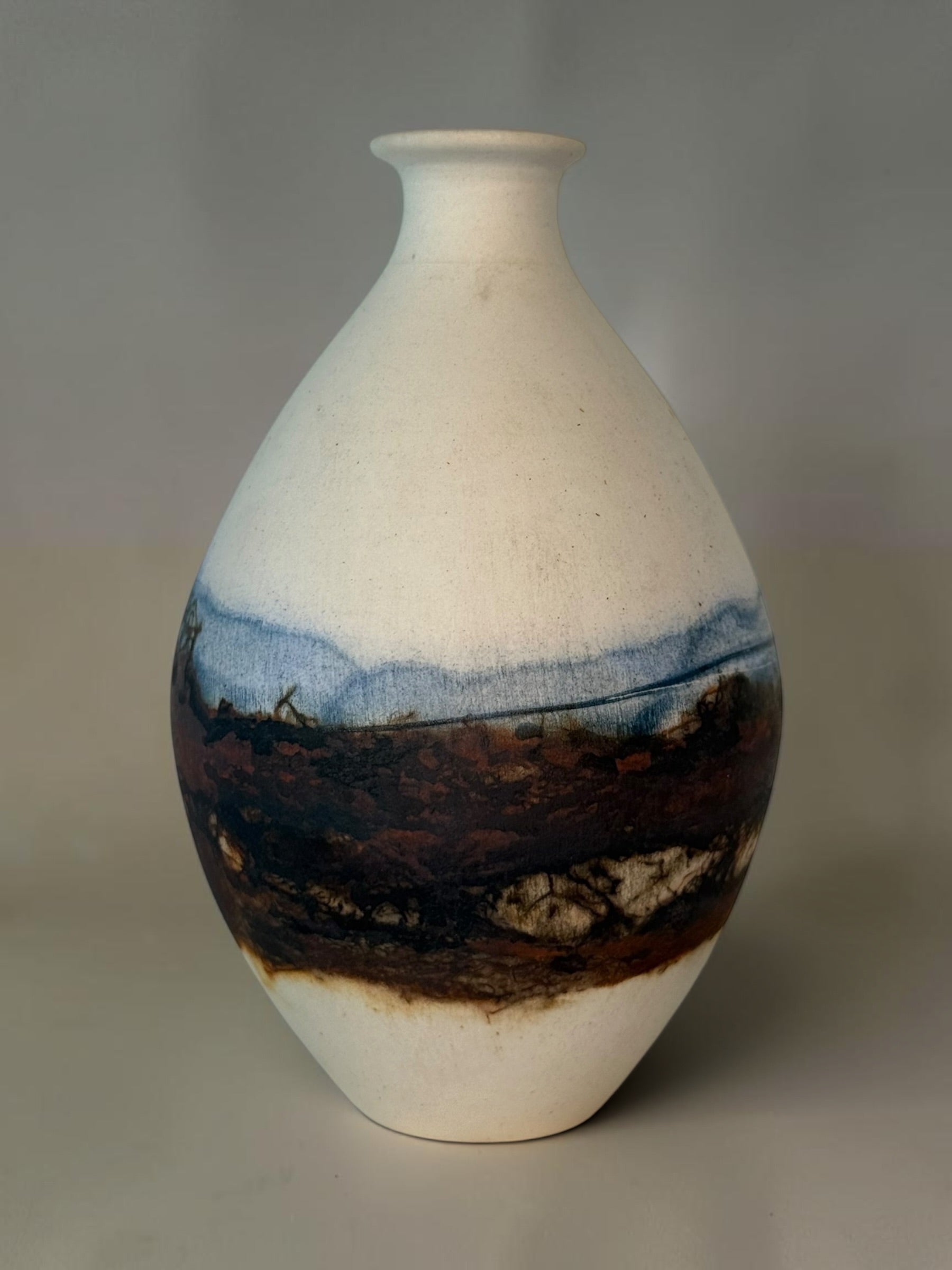 Shuhari Collection vase, Highland Dawn